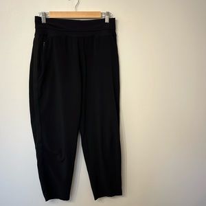 Athleta Nolita slim tapered crop pant